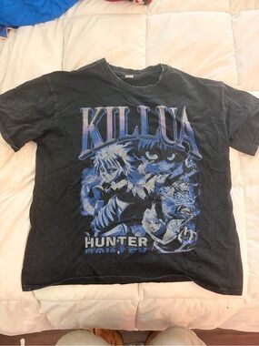 Killua / Hunter x Hunter - Distressed Vintage Graphic Tee